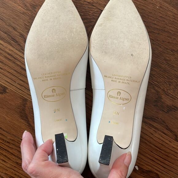 Etienne Aigner white & black Spectator pumps/heels - Picture 7 of 7